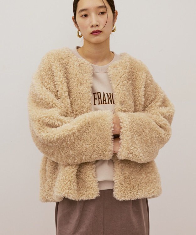 AMERICAN HOLIC ノーカラーフェイクファーコート Beige