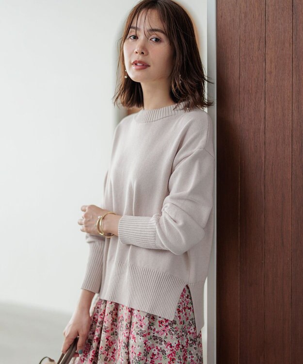 組曲 コットンカシミヤ混 クルーネックニット ピンクベージュ系