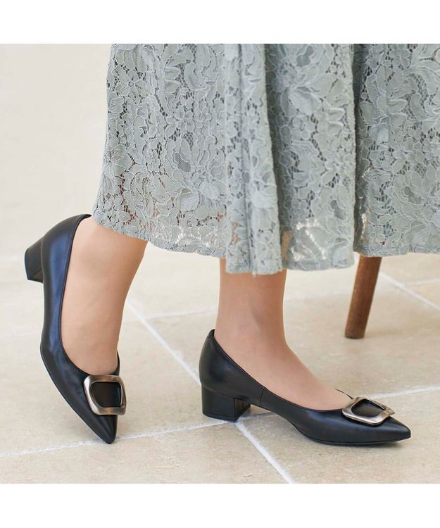 MODE ET JACOMO <MODE ET JACOMO>ポインテッドトゥバックルパンプス ブラック