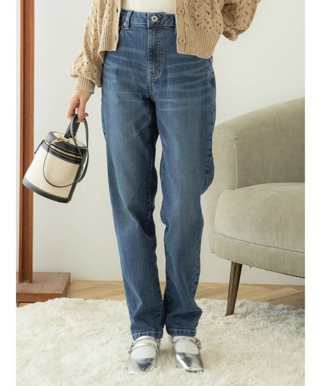 earth music&ecology テーパードデニムパンツ Light Indigo