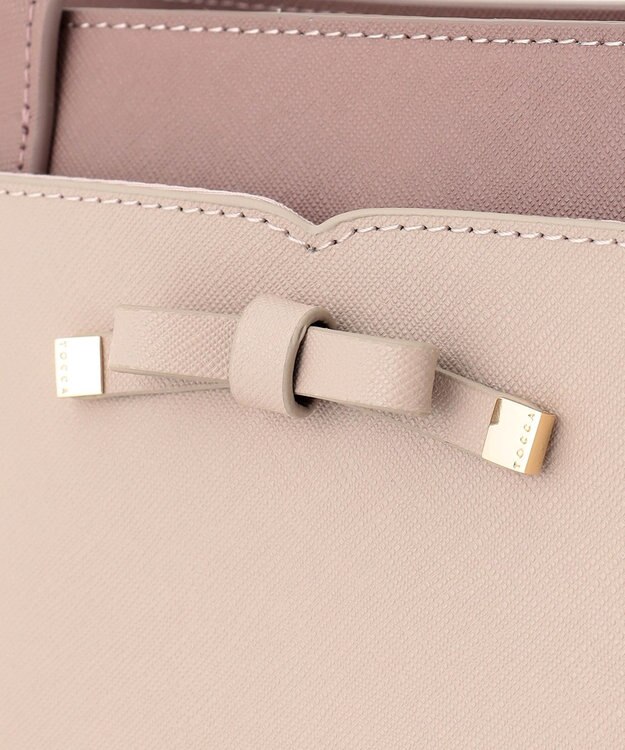 TOCCA 【WEB限定】PRIMULA PETAL LEATHERTOTE トートバッグ ベージュ系1