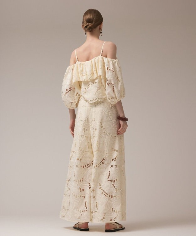 GRACE CONTINENTAL カットワークバギーパンツ キナリ