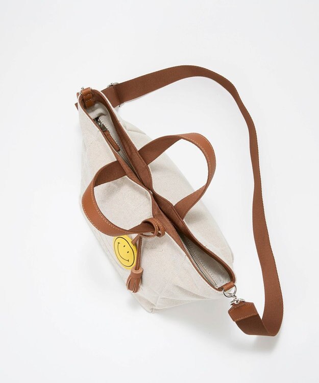 TOPKAPI 【Breath TOPKAPI】SMILE COLLECTION エンボス スマイル 2way トートバッグ /スマイルチャーム付き ベージュ