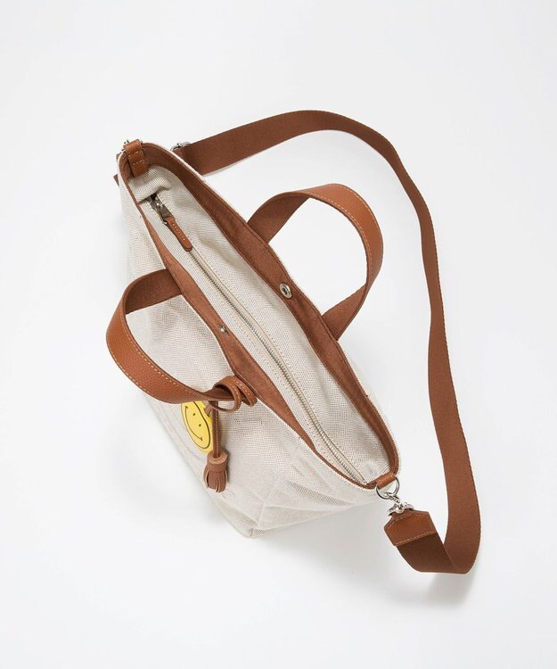 TOPKAPI 【Breath TOPKAPI】SMILE COLLECTION エンボス スマイル 2way トートバッグ /スマイルチャーム付き ベージュ