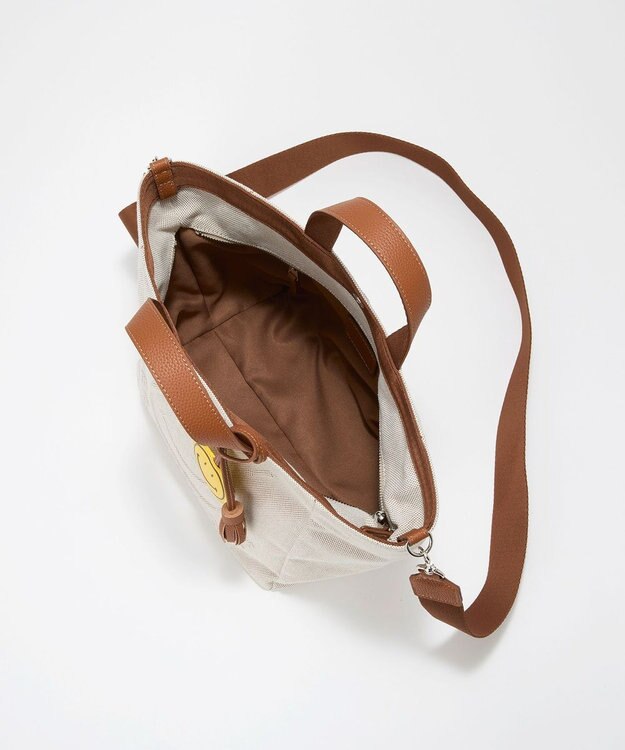 TOPKAPI 【Breath TOPKAPI】SMILE COLLECTION エンボス スマイル 2way トートバッグ /スマイルチャーム付き ベージュ