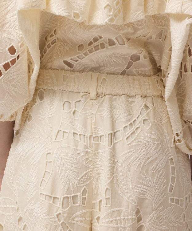 GRACE CONTINENTAL カットワークバギーパンツ キナリ