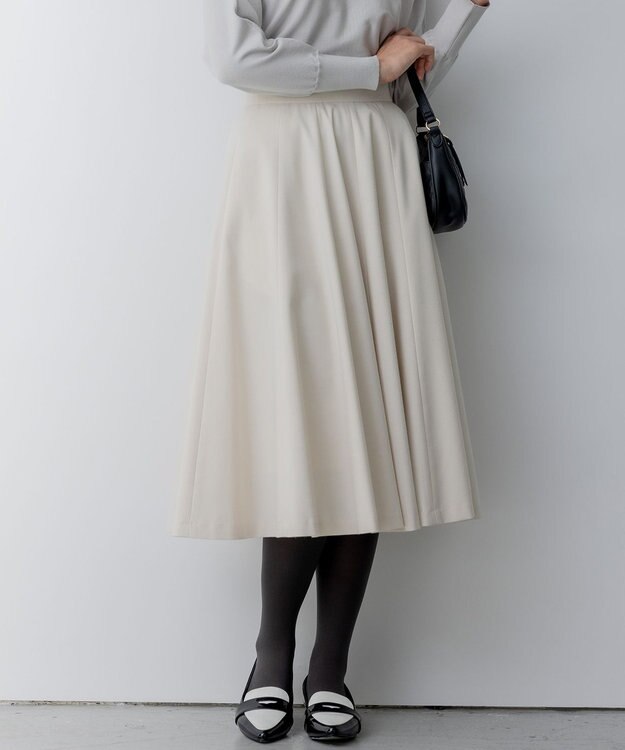 組曲 L T/Rツイルストレッチ フレアスカート アイボリー系