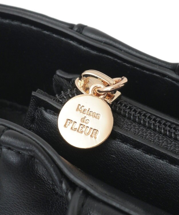 Maison de FLEUR チャーム付きリボンキルティング2Wayトート Black