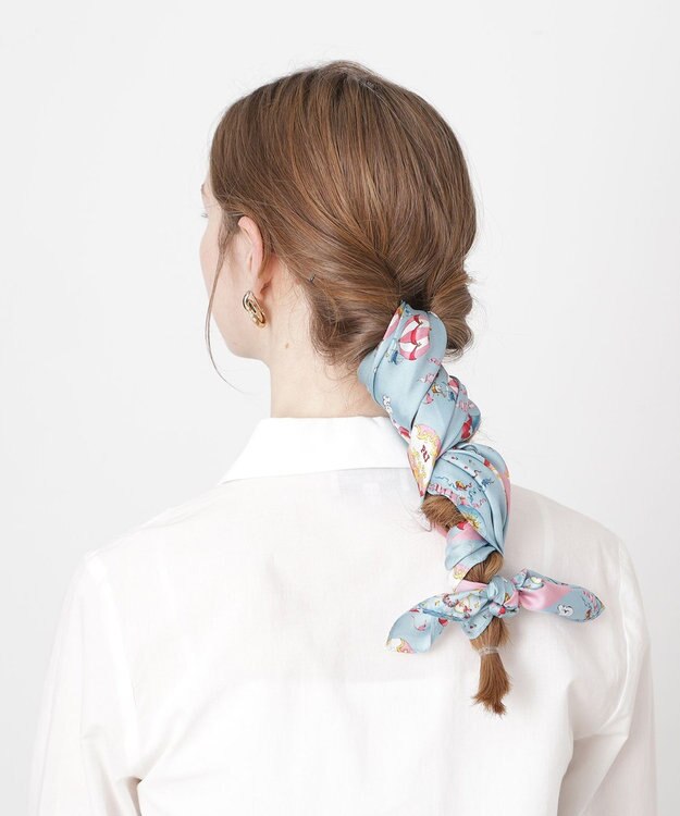 MOONBAT PAUL&JOE ACCESSOIRES(ポール & ジョー) シルクスカーフ 空 オーステルリッツ記念柱 ネコと毛糸 気球 65cm×65cm 手洗いOK サックスブルー