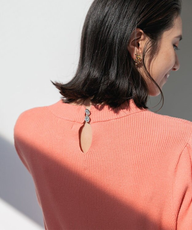 組曲 L Elena フリルスリーブ ニットプルオーバー コーラル系