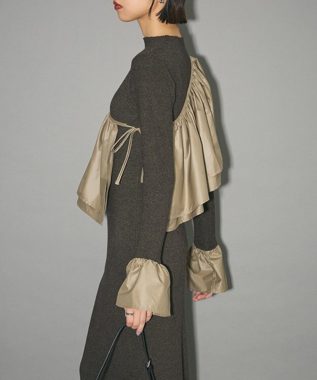 Green Parks フリルベルト付ニットワンピース Khaki