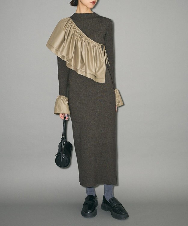Green Parks フリルベルト付ニットワンピース Khaki