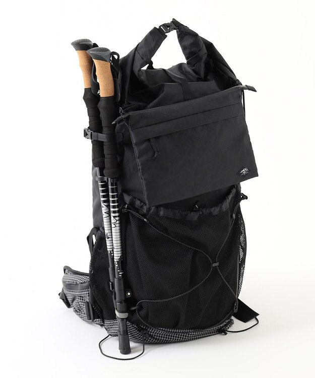 JOSEPH ABBOUD MOUNTAIN 【軽量/ECO撥水/サスティナブル素材/サコッシュが取り外せる】リサイクルリップストップ バックパック 33L ブラック系