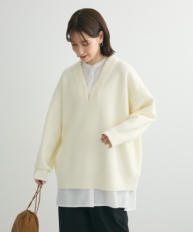 Green Parks ・Ｐｅｔｉｔ　Ｆｌｅｕｒ　深Ｖネックニットチュニック Off White