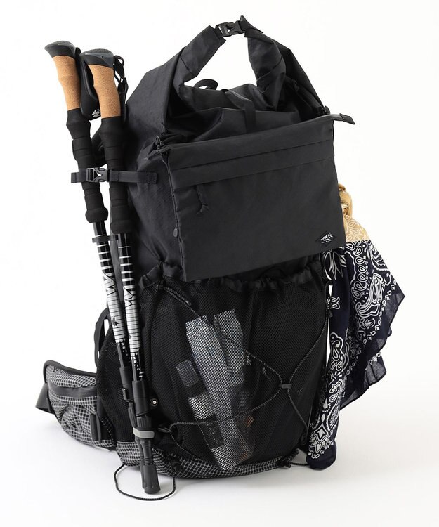 JOSEPH ABBOUD MOUNTAIN 【軽量/ECO撥水/サスティナブル素材/サコッシュが取り外せる】リサイクルリップストップ バックパック 33L ブラック系