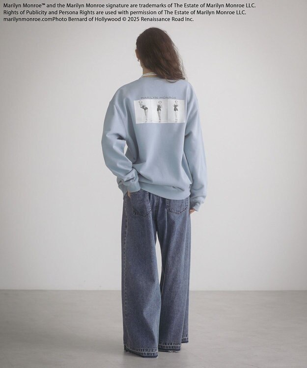 Green Parks ■Ｍａｒｉｌｙｎ　Ｍｏｎｒｏｅ　３ポーズｐｔスウェット Blue