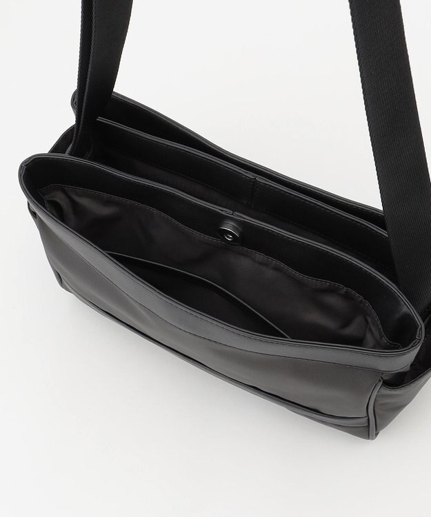 Y'SACCS トラベル ホライズンショルダー ダークグレー