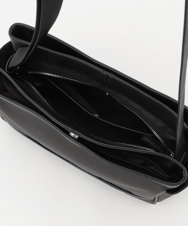 Y'SACCS トラベル ホライズンショルダー ダークグレー