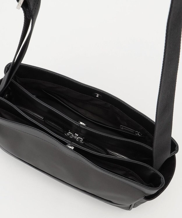 Y'SACCS トラベル ホライズンショルダー ダークグレー