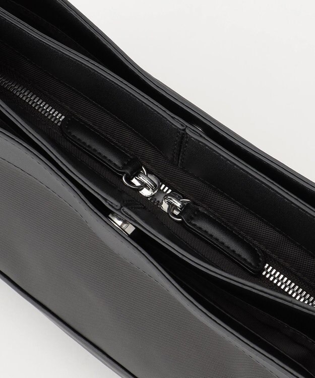 Y'SACCS トラベル ホライズンショルダー ダークグレー