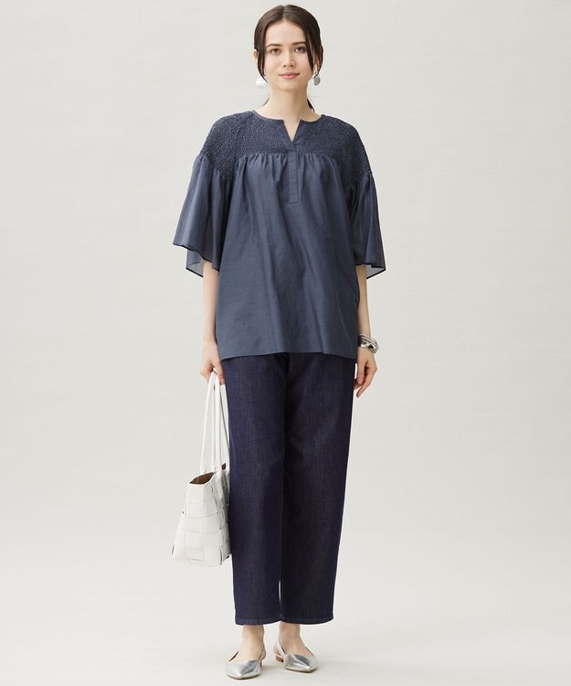 自由区 【洗える】シルクコットンローンスモッキング刺繍 ブラウス コバルトブルー