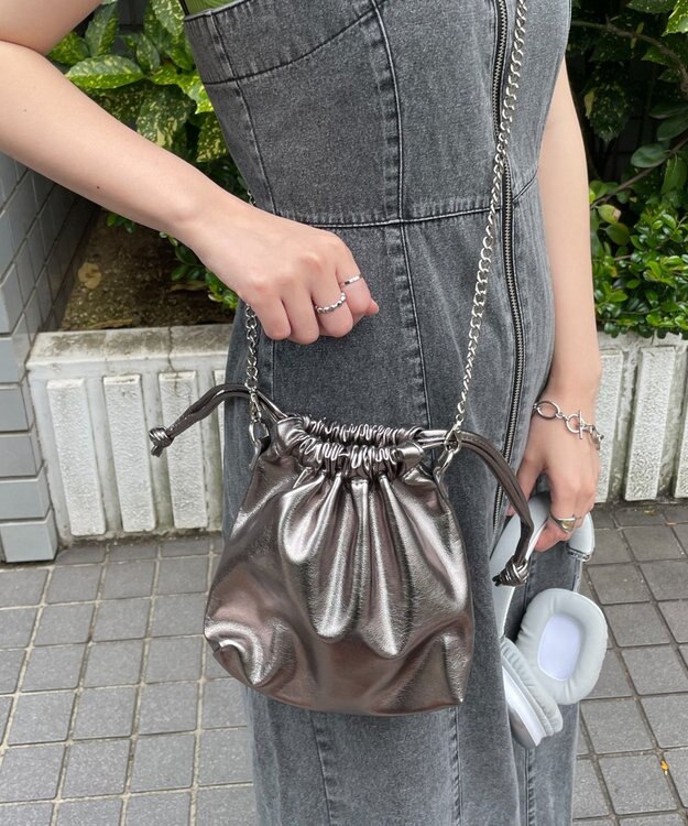 WEGO 巾着チェーンショルダー ダークグレー