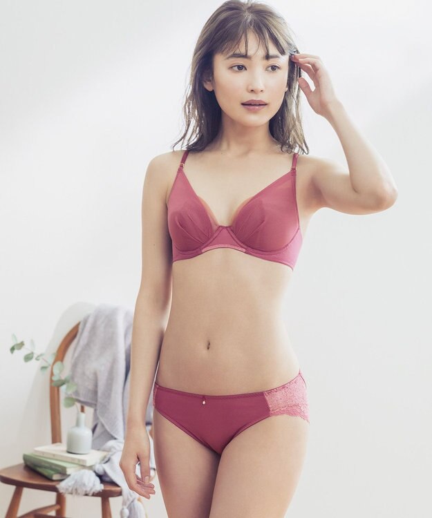 Wing 【マッチミーブラ】 ブラがわたしに合わせてくれる 【グッドデザイン賞受賞】 バストの左右差や個々のバストの状態に対応  KB2011 ウイング／ワコール ラズベリー