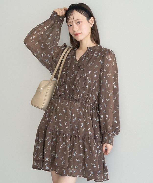 earth music&ecology フラワー楊柳ティアードミニワンピース Brown
