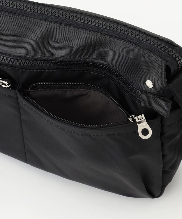 Y'SACCS テープデザイン　トラベルショルダーバッグ ブラック