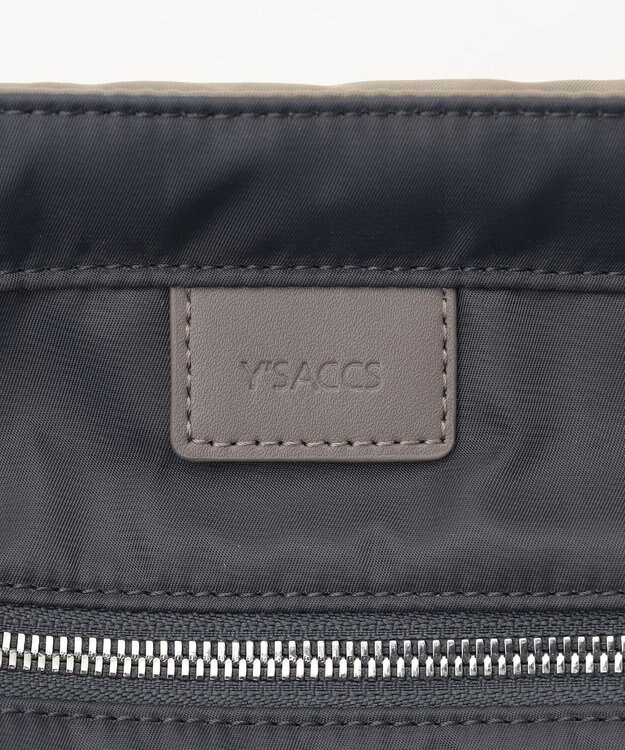 Y'SACCS ツイルナイロン　スクエアトート　Sサイズ グレージュ【web限定カラー】