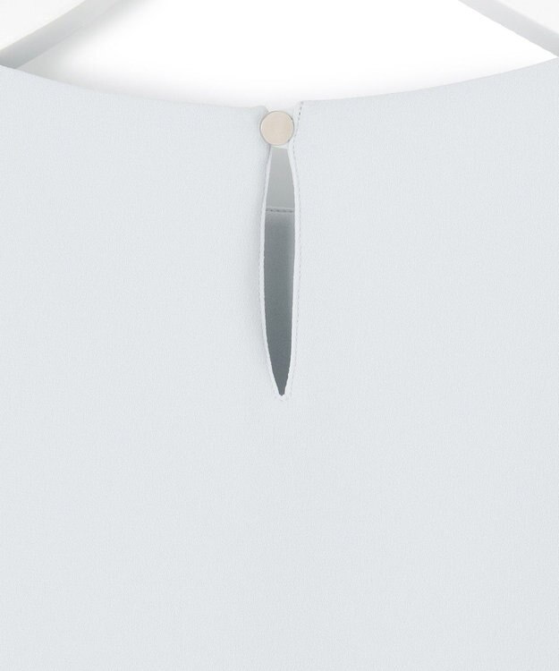 23区 L 【吸水速乾/UVカット/接触冷感】ストレッチジョーゼット  ケープデザイン カットソー スカイブルー系