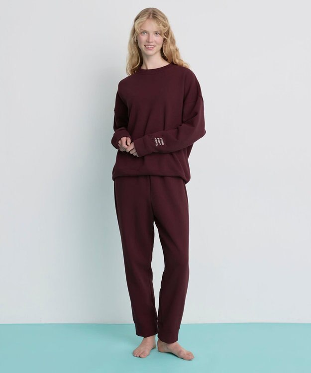 une nana cool 【綿100%】あくびのお嬢さんの裏毛プルオーバー ワイン