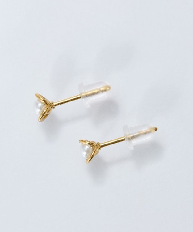 Phoebe 【金属アレルギー対応】プチメタルパールピアス/サージカルステンレス ホワイト