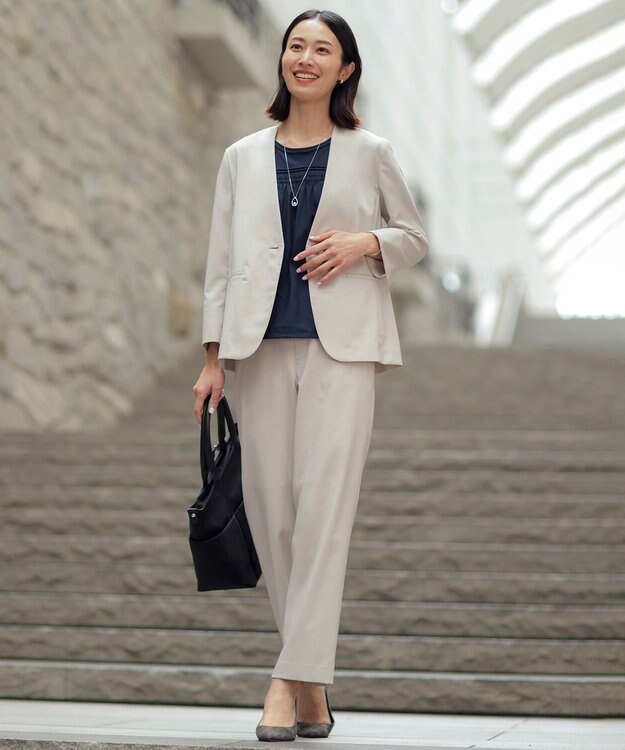 J.PRESS LADIES 【セットアップ対応】ファンマートロストレッチ ノーカラー ジャケット グレージュ系