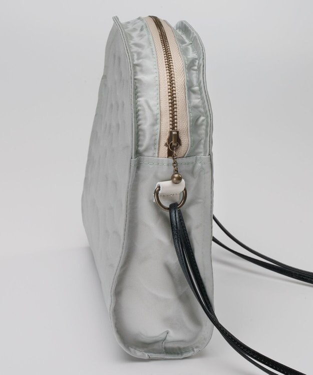 AND WOOL 【土の凹凸を表現したナイロン素材】テレイン ポシェット シルバーグレー