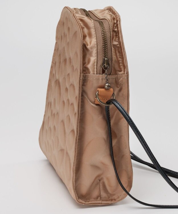 AND WOOL 【土の凹凸を表現したナイロン素材】テレイン ポシェット ベージュ