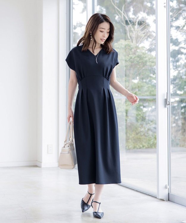 Tiaclasse 【日本製】大人上品なフラットカーブバーネックレス シルバー