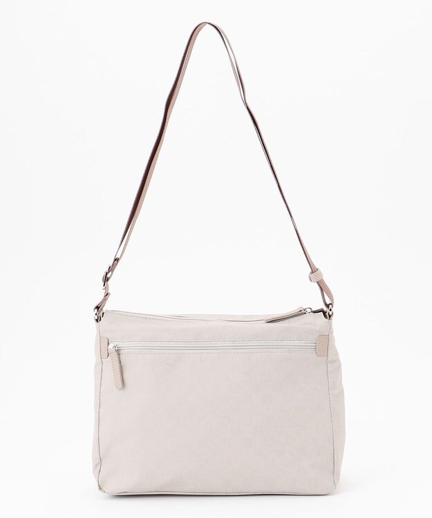 LA BAGAGERIE モノグラム　スクエアナイロンショルダー　Mサイズ アイボリー