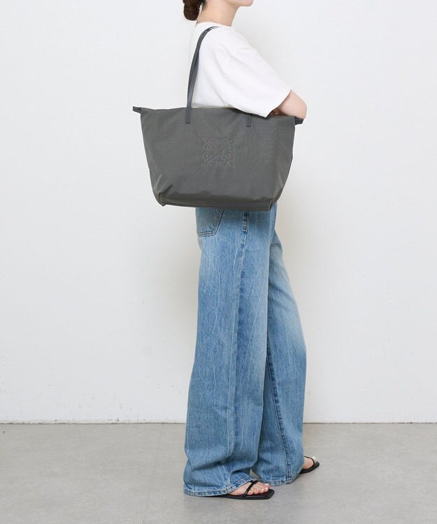 russet ＜390g/撥水性あり＞天ファスナー付きコーデュラナイロントートバッグ(CE-1560) Gray