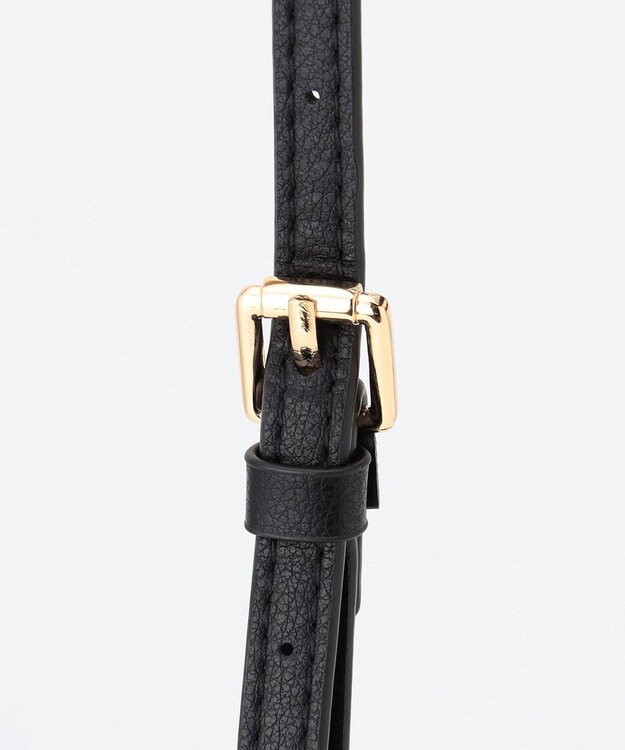 LA BAGAGERIE 【maison vert】 【多収納】ノットデザインポシェット ブラック