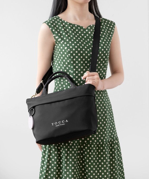 TOCCA 【WEB限定＆一部店舗限定】【撥水】ARIA TOTE M トートバッグ M ブラック系