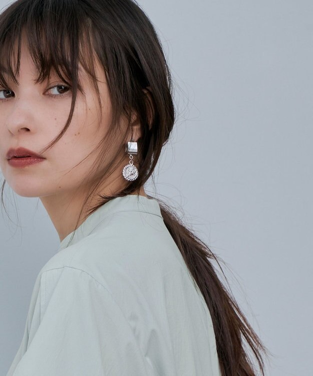 ICB ゼフィロスメダルピアス シルバー系