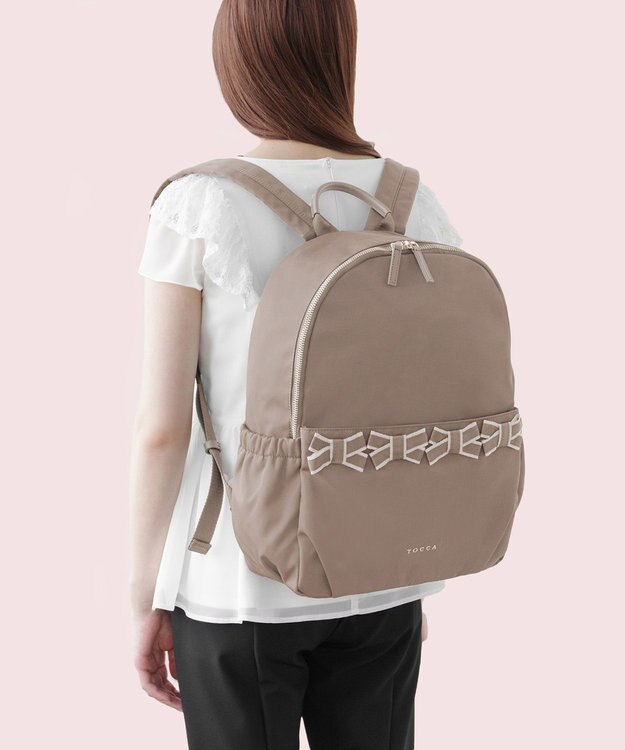 TOCCA 【A4サイズ対応・撥水】OCTUPLE BACKPACK バックパック [新色]ベージュ系