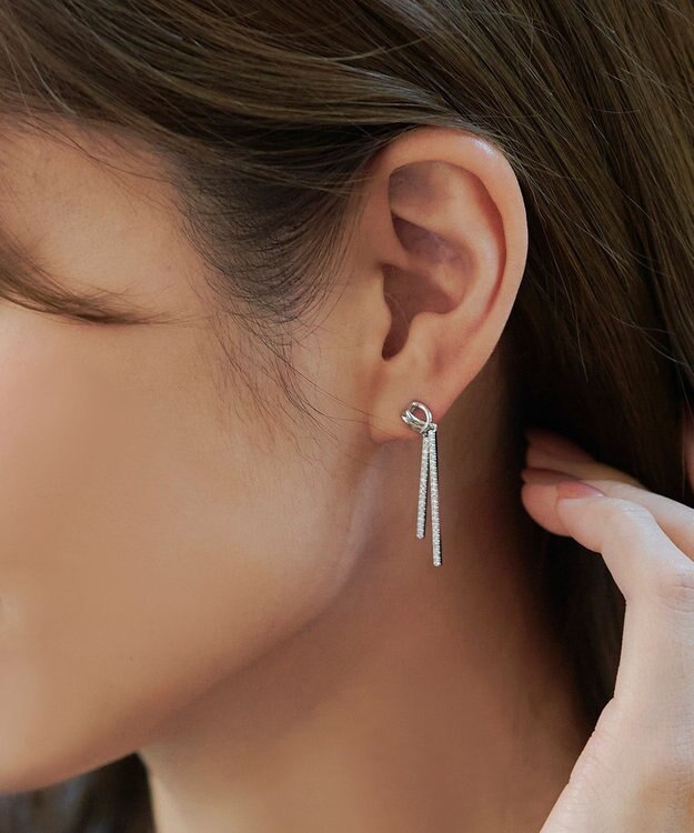 Tiaclasse 【金属アレルギー対応】シャイニーフリルピアス シルバー