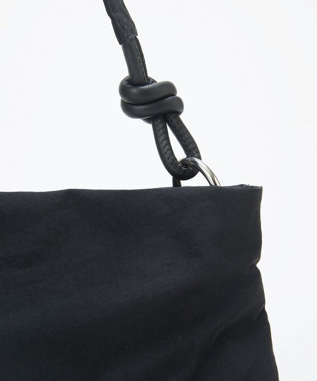 TOPKAPI 【TREASURE TOPKAPI】リンクルナイロン ノット ワンハンドル ショルダーバッグ ブラック