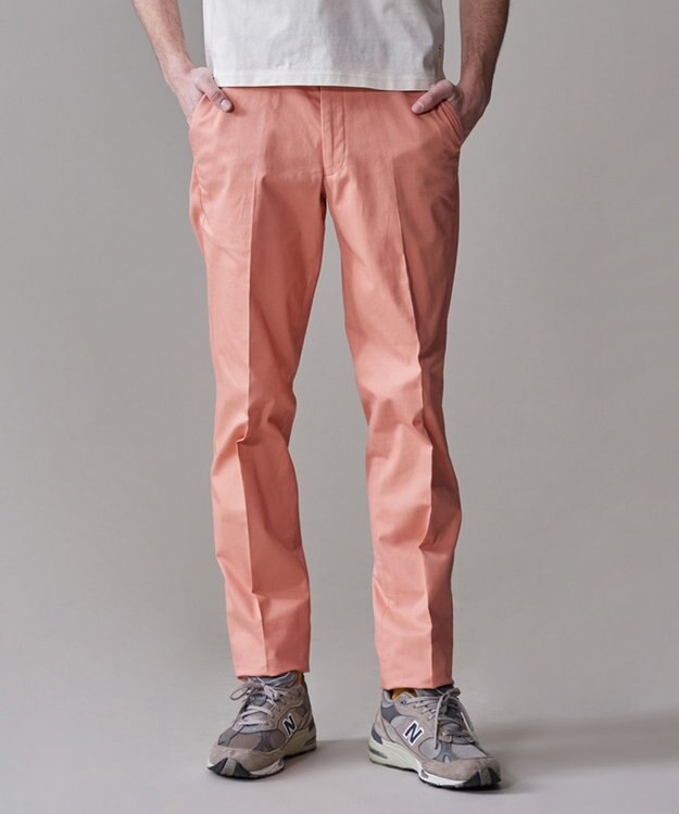 J.PRESS MEN 洗練されたデザインと機能性【ストレッチ】トリコチン ステムテーパード パンツ ライトオレンジ系