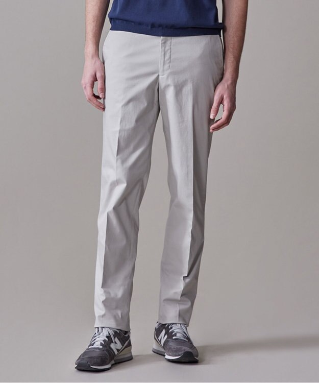 J.PRESS MEN 洗練されたデザインと機能性【ストレッチ】トリコチン ステムテーパード パンツ ライトグレー系
