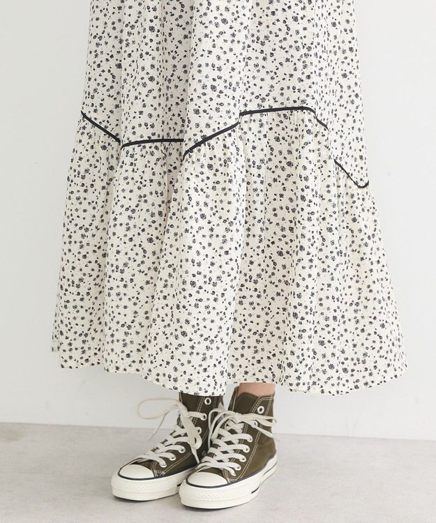 earth music&ecology 切替パイピングフラワーキャミワンピース Ivory