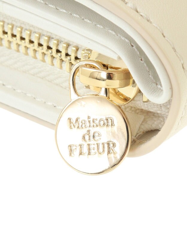 Maison de FLEUR リボンパールウォレット Ivory