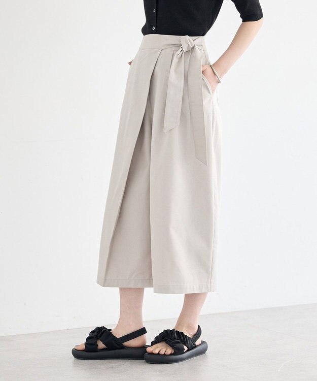 earth music&ecology ラップハーフパンツ Gray Beige